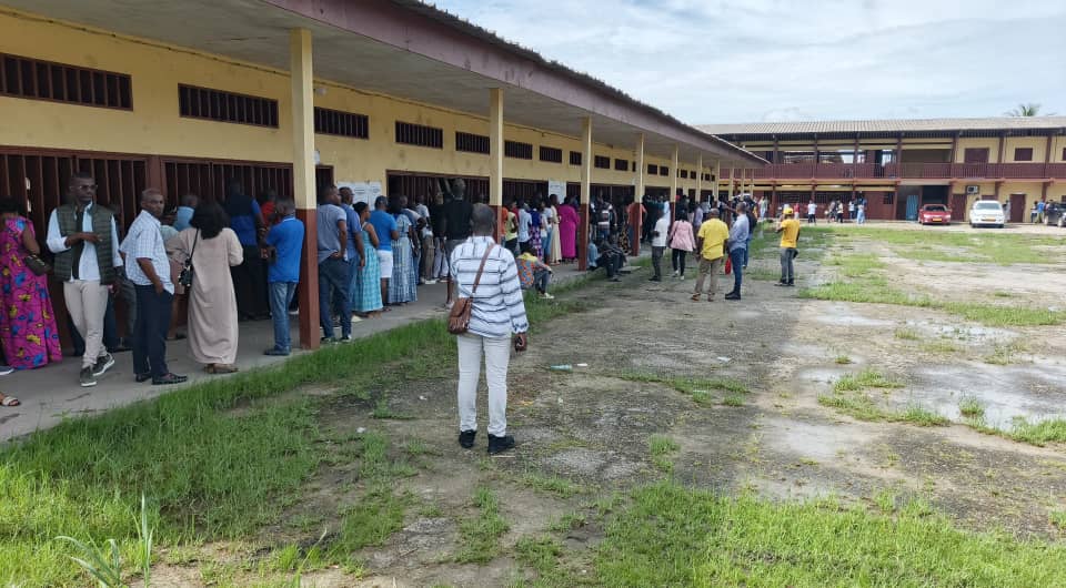 Un scrutin présidentiel sous le signe d'une démocratie retrouvée au Gabon